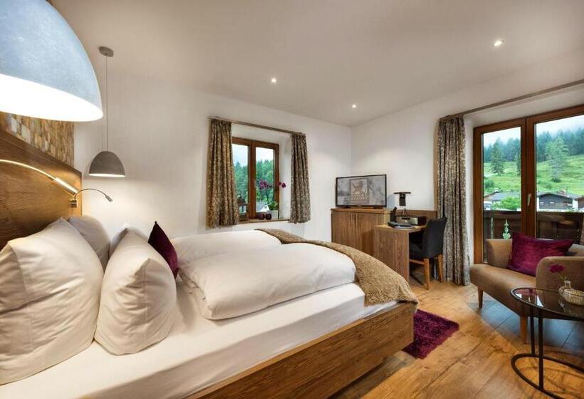 景色の見えるスーペリアルーム, Bayern Resort