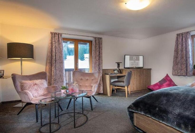 اتاق سوپریور با چشمانداز, Bayern Resort