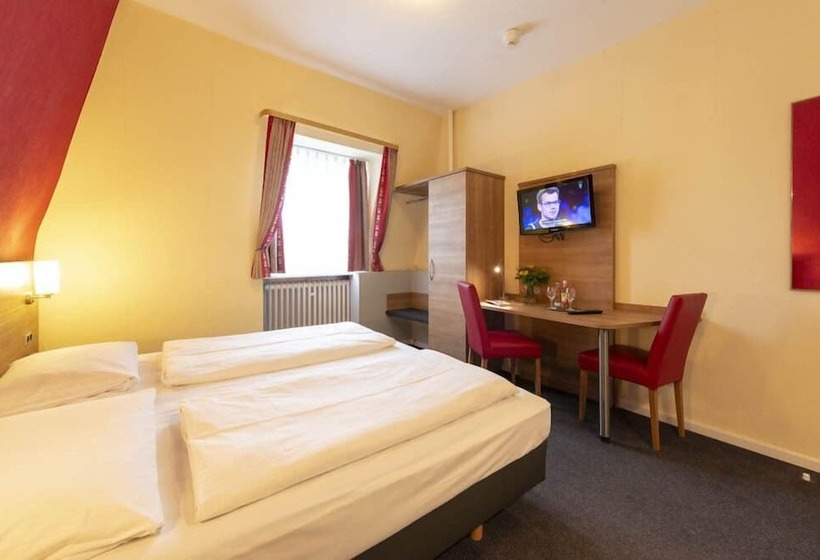 غرفة قياسية, Cafe Lieb