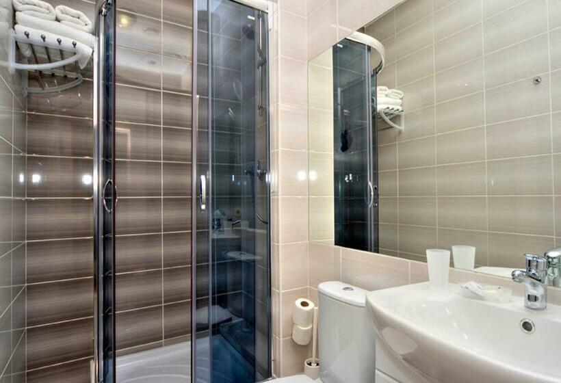 استودیوی استاندارد, Golden Gate Inn