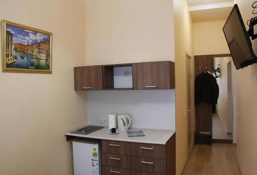 Economy-huone, Golden Gate Inn