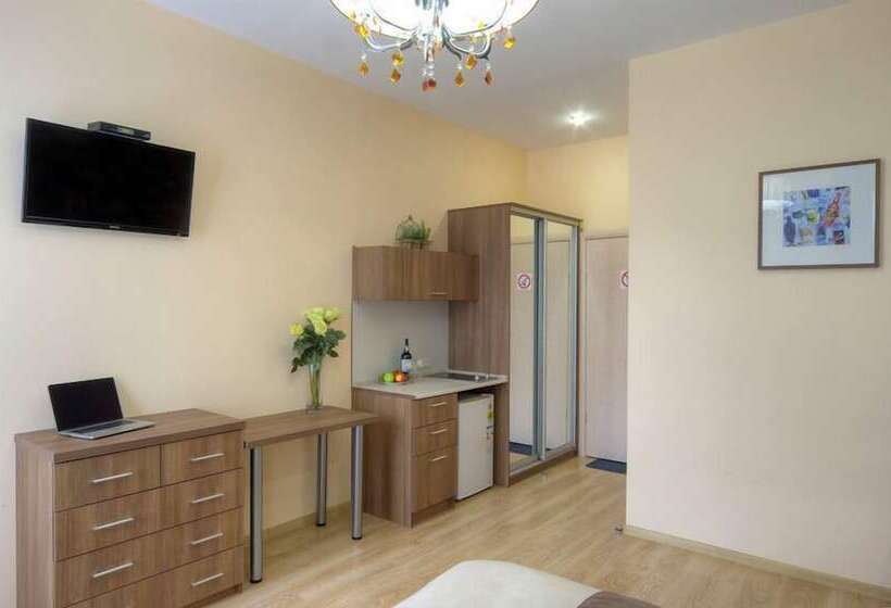 اتاق استاندارد, Golden Gate Inn