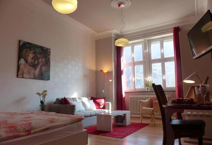 جناح ديلوكس مع إطلالة على النهر, Gästehaus & Weingut Clüsserath Weiler