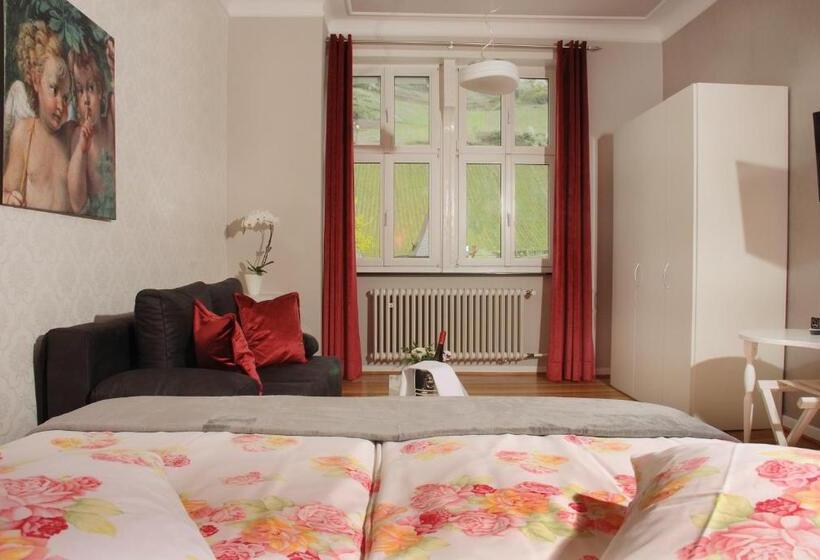 جناح ديلوكس مع إطلالة على النهر, Gästehaus & Weingut Clüsserath Weiler