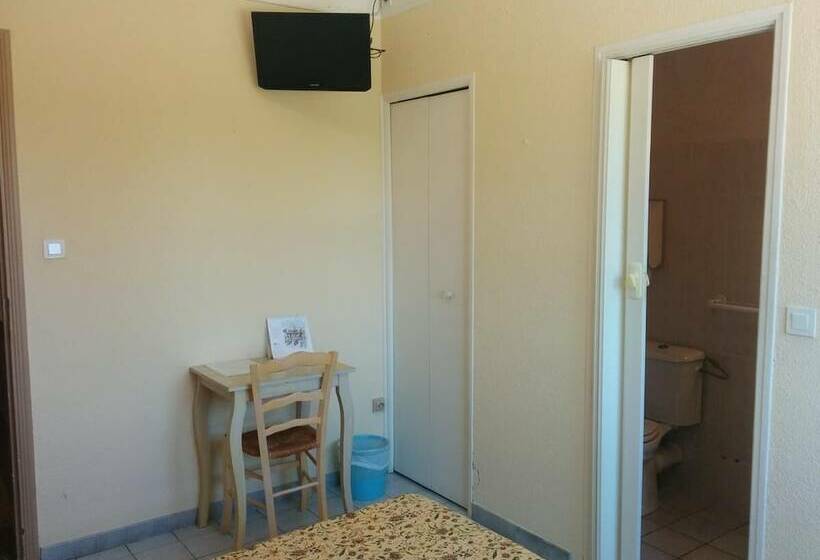 スタンダードルーム, Restaurant L Agachon