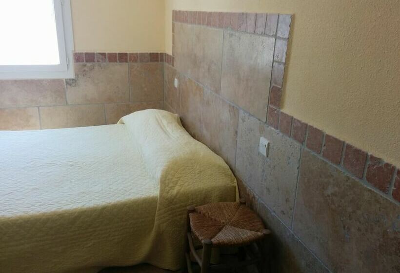 スタンダードルーム, Restaurant L Agachon