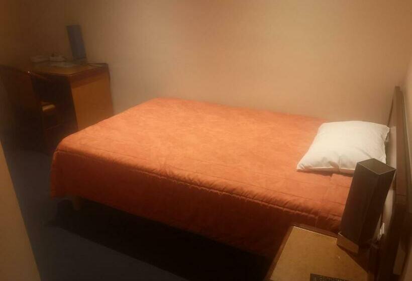 Quarto Individual Vista Jardim, Les Troenes