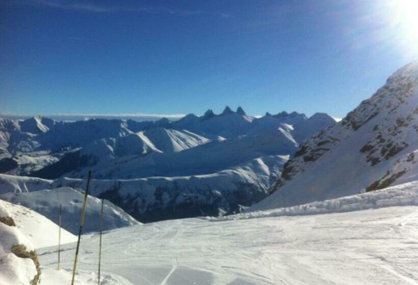 חדר סטנדרט יחיד, Les Voyageurs