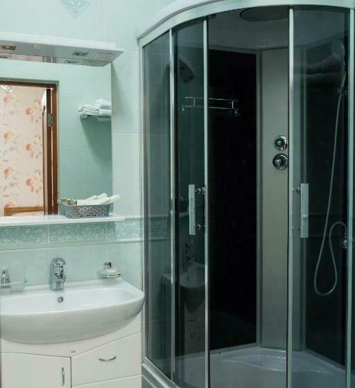 سوییت جونیور, Miss Mari