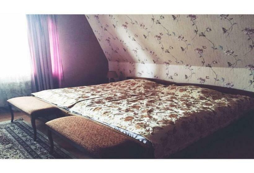 سوییت, Miss Mari