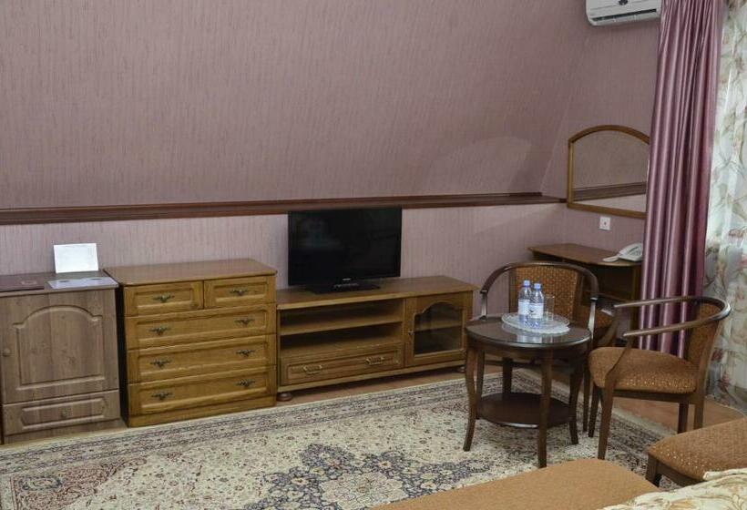 سوییت, Miss Mari