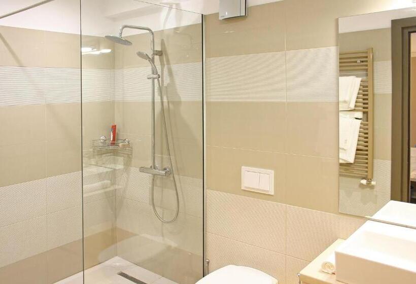 غرفة ديلوكس مزودة بشرفة, Nemo