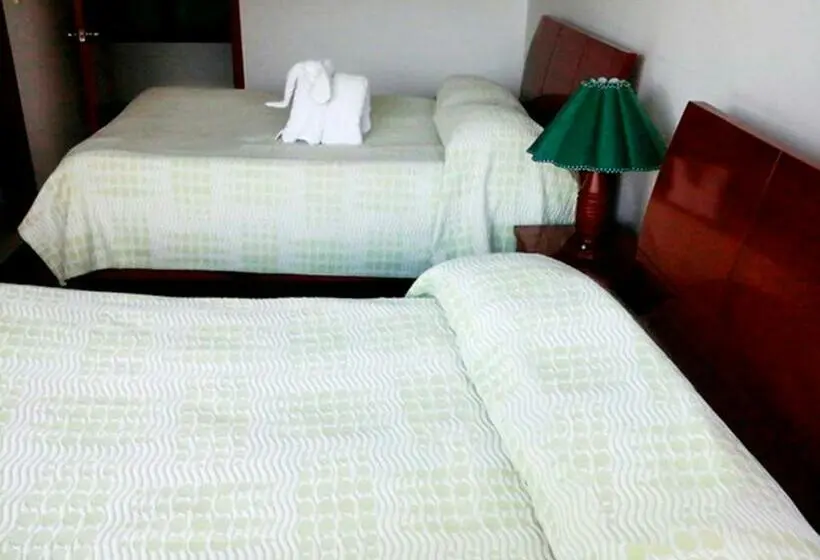 Deluxe-huone, Santris