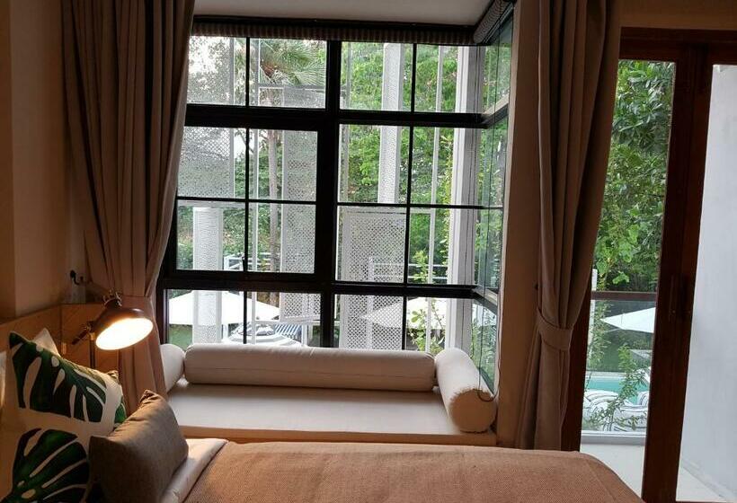 Номер Стандарт с Балконом, Treevana Club Chiangmai