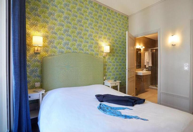 高级大房间, Vaubecour