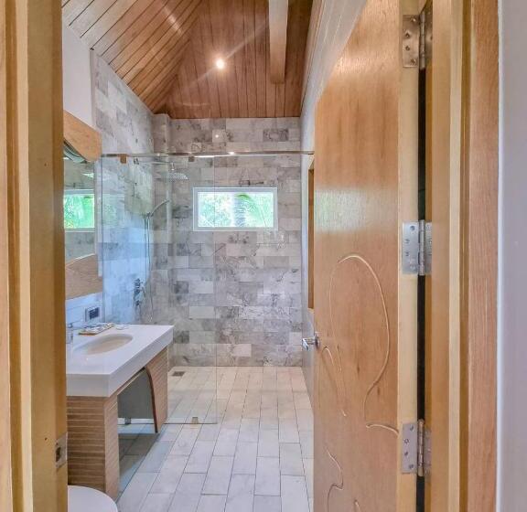 주니어 스위트, Baan Taranya Koh Yao Yai Resort