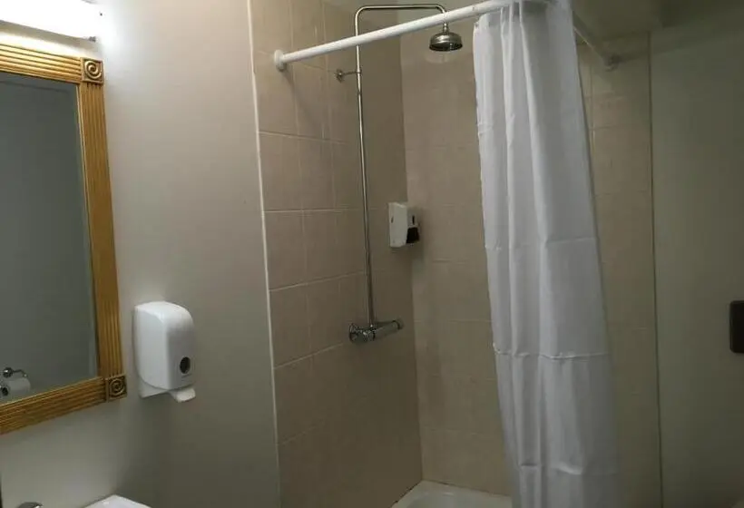 اتاق عادی, Welcome Apartments