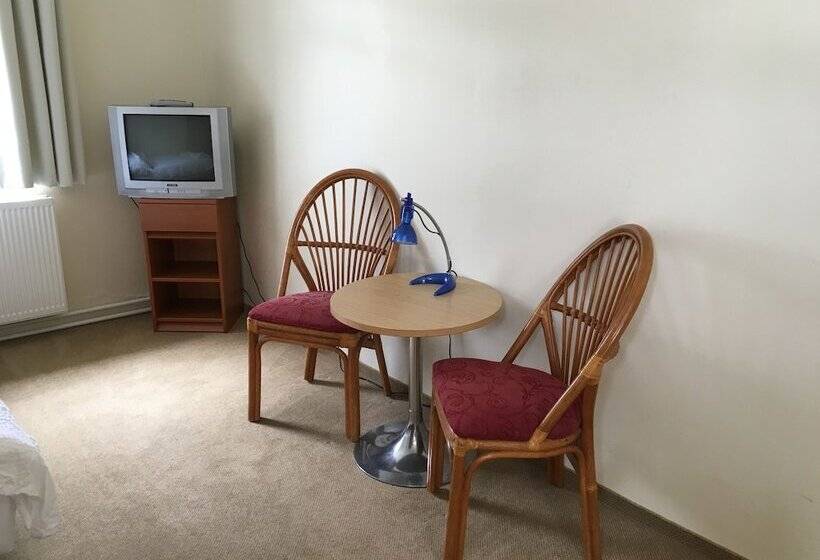 اتاق عادی, Welcome Apartments