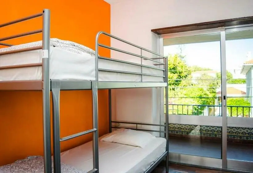 ルームシェアのワンベッド, Carcavelos Sun & Stay Hostel