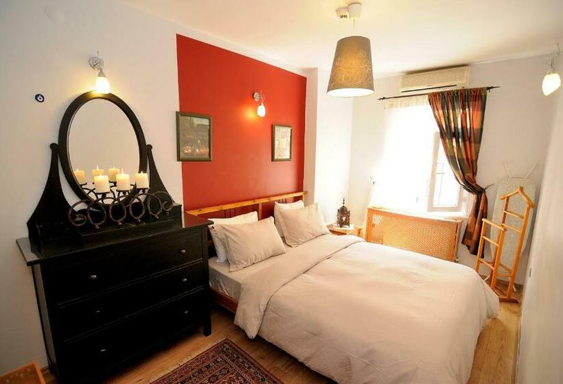 Family Room, Ahmet Efendi Evi