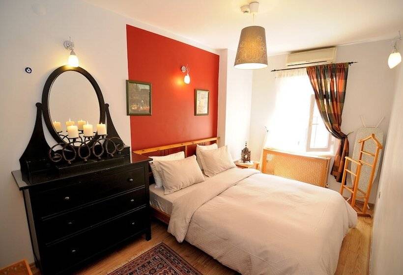 Family Room, Ahmet Efendi Evi