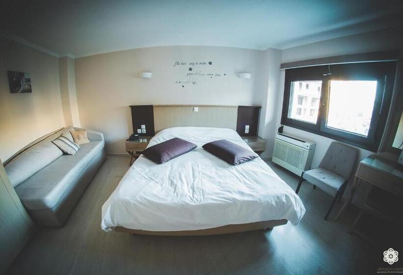 Семейный Номер, Aktaion