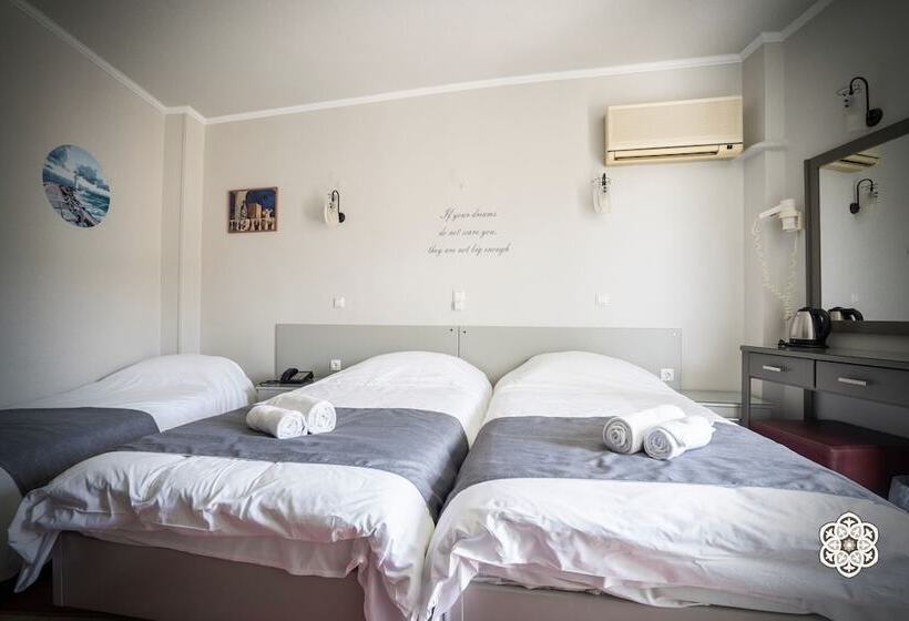 Номер Стандарт Трехместный, Aktaion