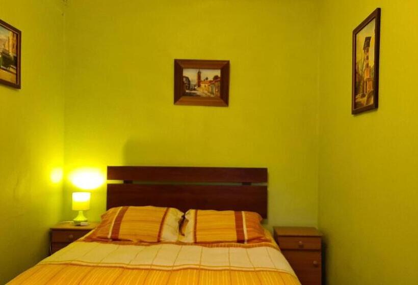 스탠다드 룸 공동 욕실, B&b Patrimonial Little Castle