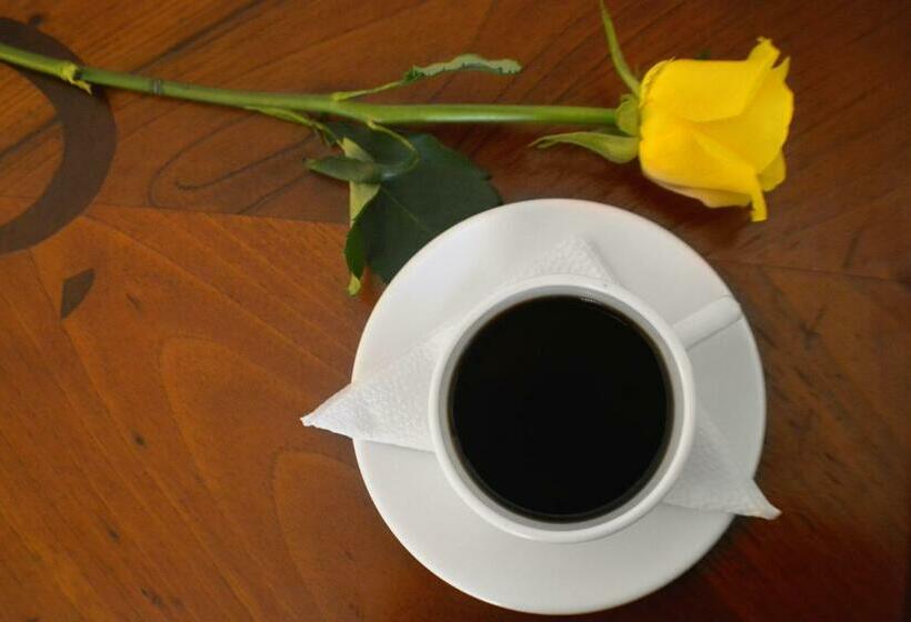 غرفة قياسية, Castell