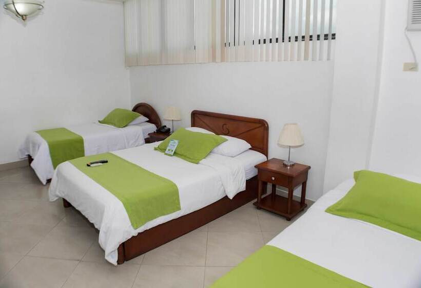 غرفة قياسية ثلاثية, Castell