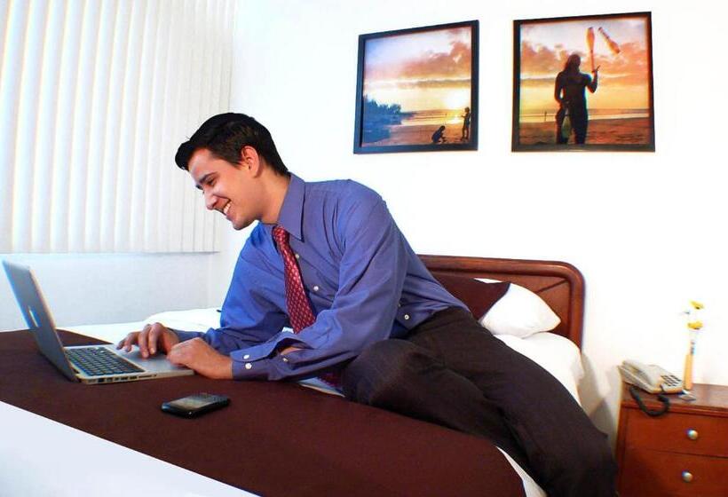 غرفة قياسية فردية, Castell