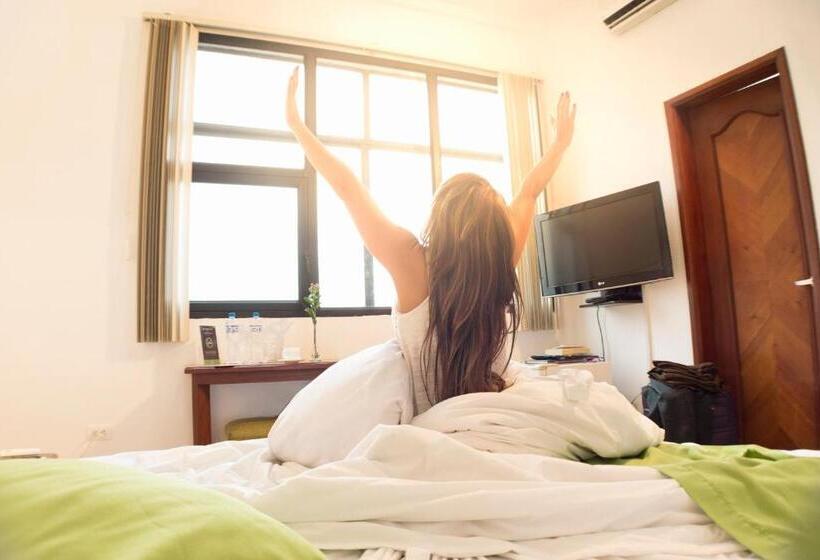 غرفة قياسية فردية, Castell