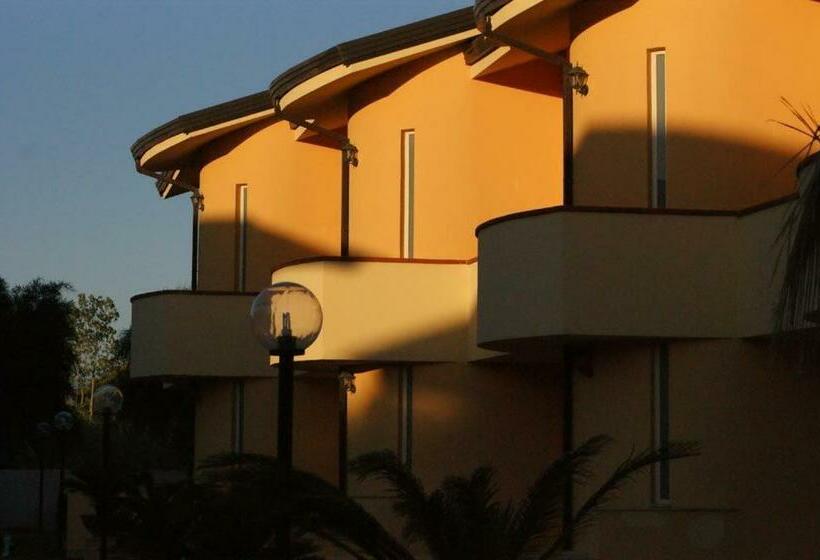 ویلای 2 خوابه, Conca Degli Dei