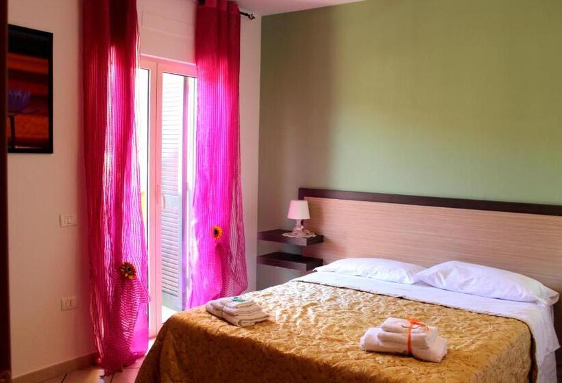 ویلای 2 خوابه, Conca Degli Dei