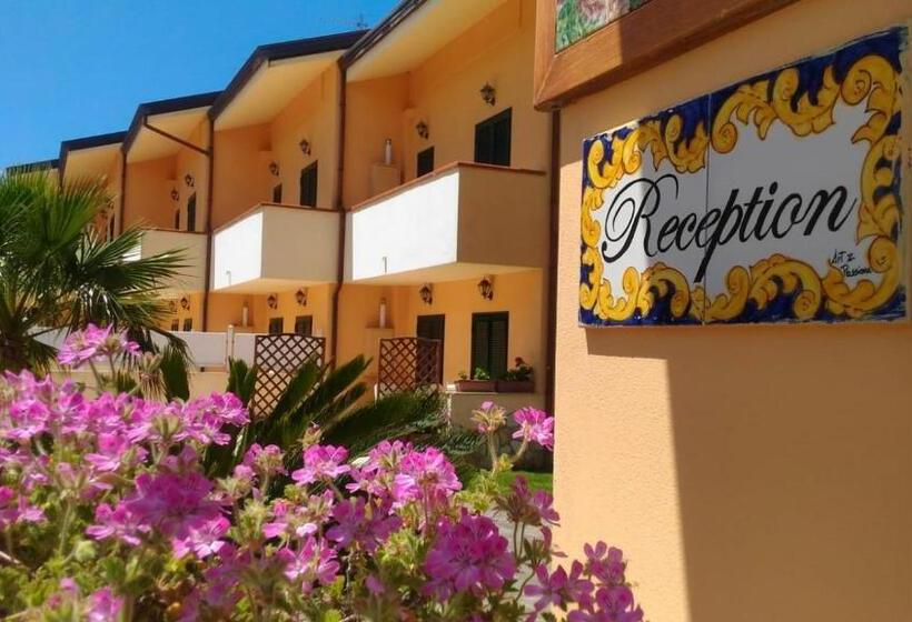 ویلای 2 خوابه, Conca Degli Dei