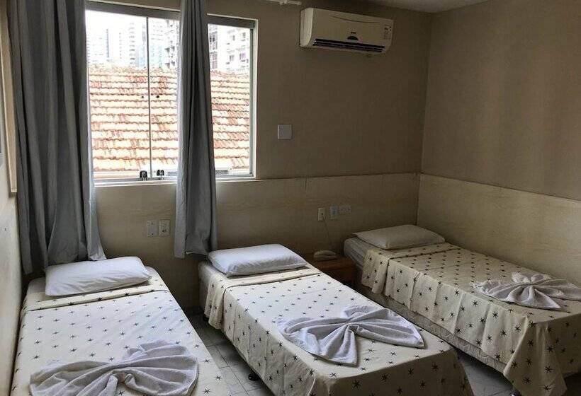 חדר סטנדרט לשלושה, Coqueiral