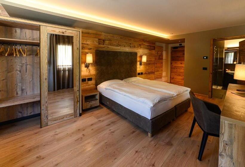 스탠다드 트리플 룸, Crozzon