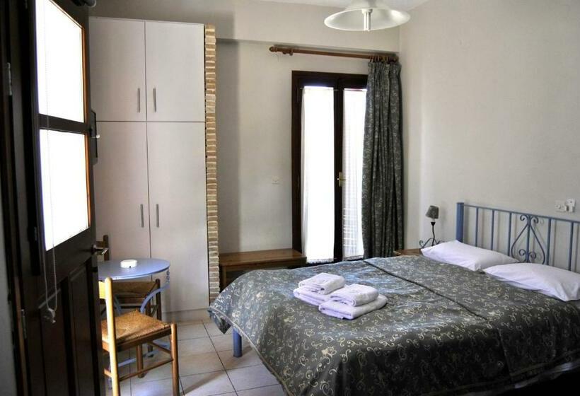 اتاق استاندارد با چشم‌انداز دریا, Filoxenia Studios