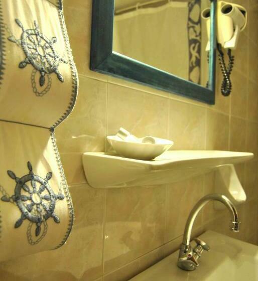 اتاق اکونومی, Filoxenia Studios