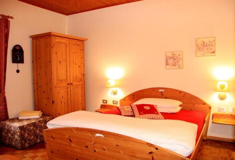 ファミリールーム, Garni Biancaneve Ruffrè Mendola