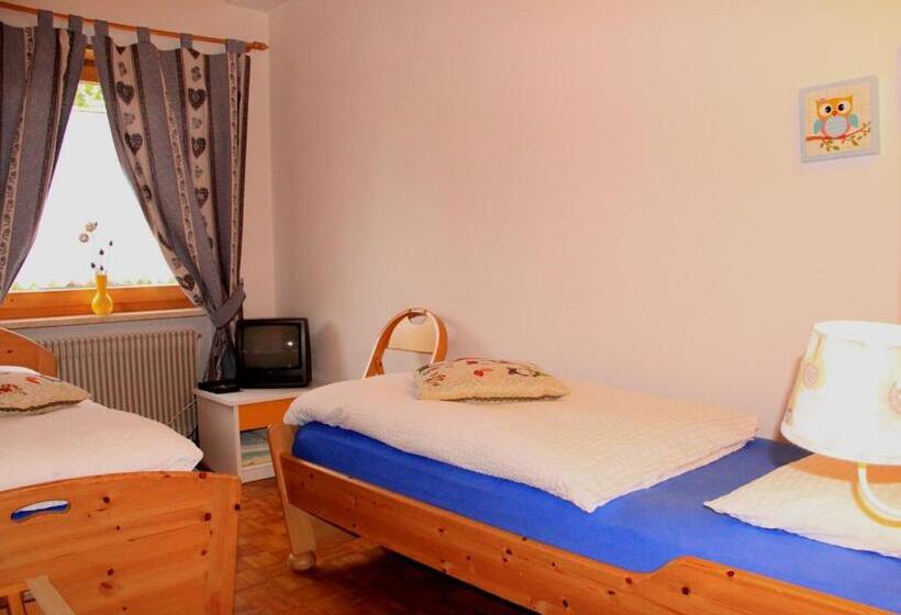 ファミリールーム, Garni Biancaneve Ruffrè Mendola