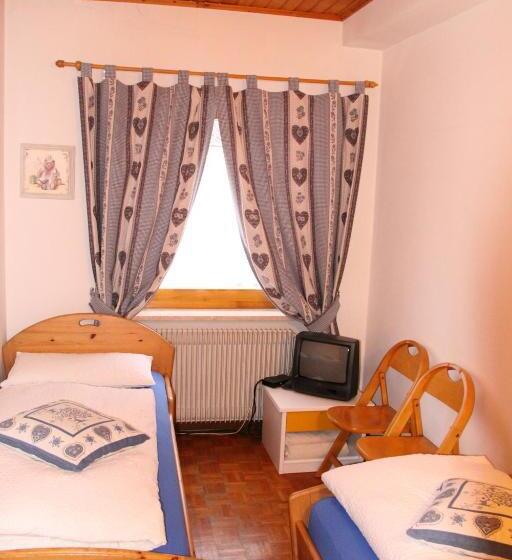 スタンダードシングルルーム, Garni Biancaneve Ruffrè Mendola