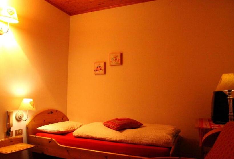 スタンダードシングルルーム, Garni Biancaneve Ruffrè Mendola