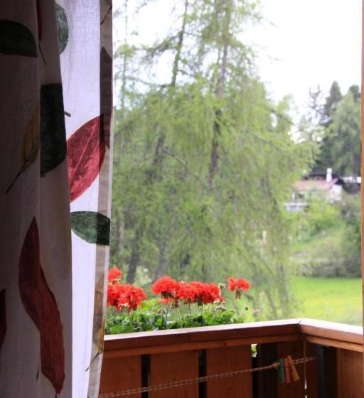 バルコニー付きデラックスルーム, Garni Biancaneve Ruffrè Mendola