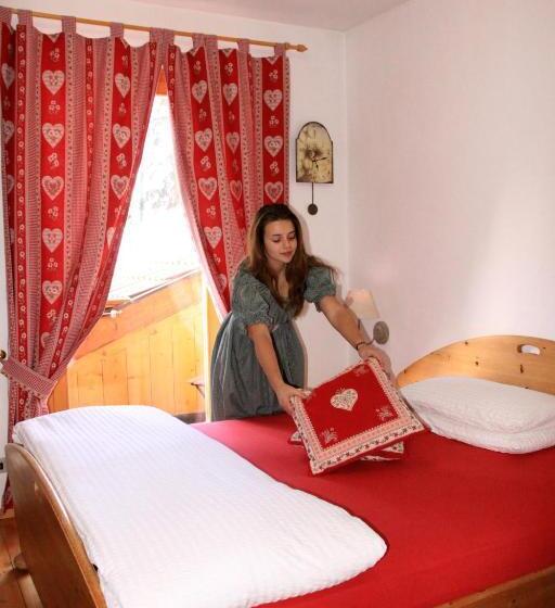 バルコニー付きデラックスルーム, Garni Biancaneve Ruffrè Mendola