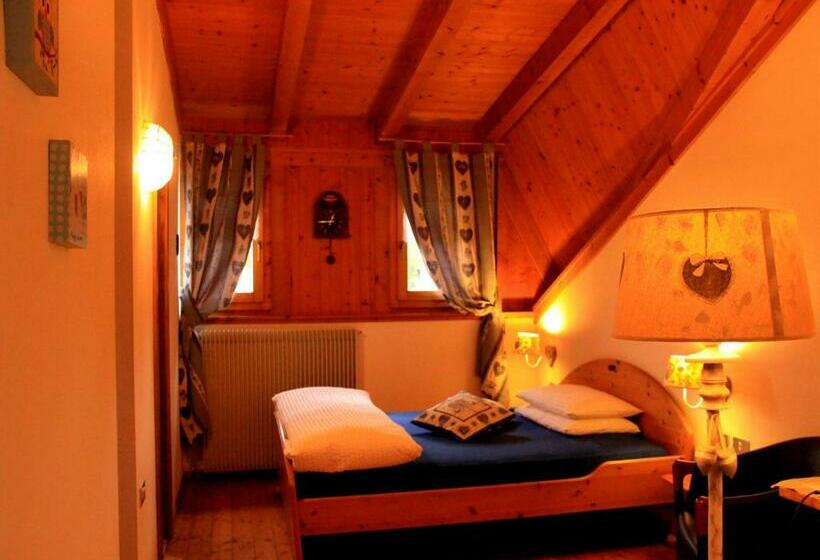 スタンダードルーム, Garni Biancaneve Ruffrè Mendola