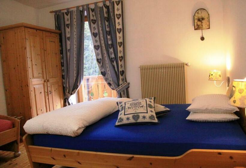 スタンダードルーム, Garni Biancaneve Ruffrè Mendola