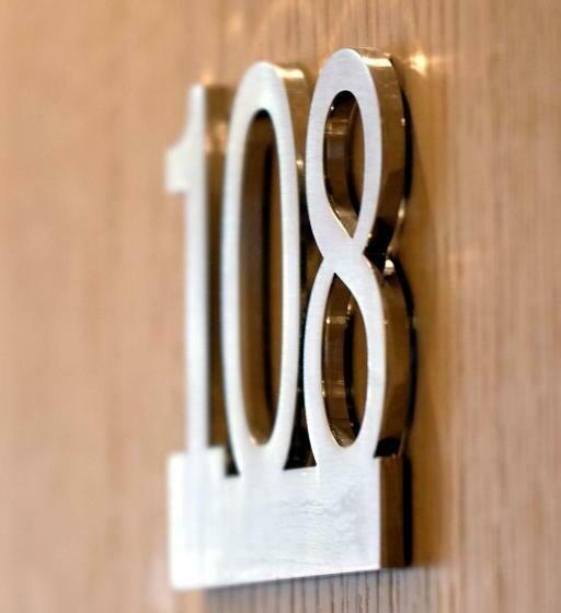 غرفة قياسية, Gelmini