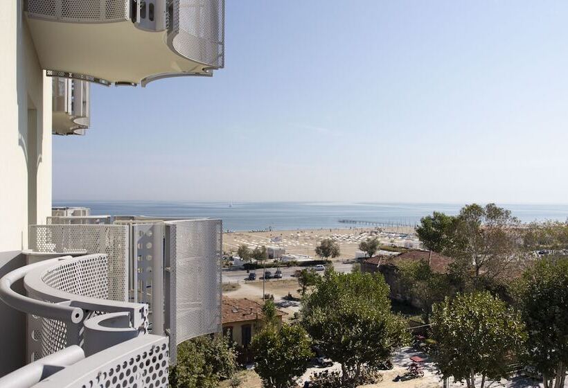 اتاق استاندارد, Grifone