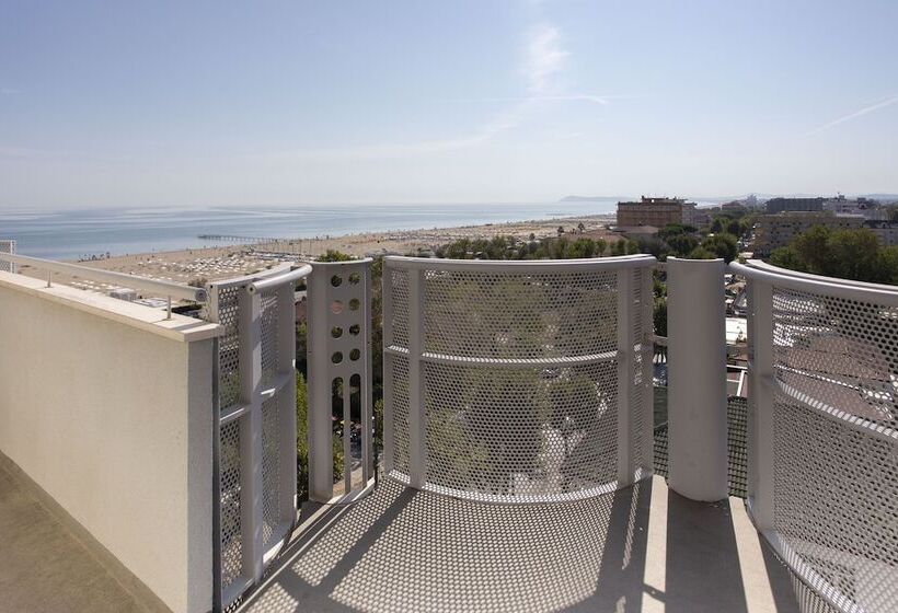 اتاق استاندارد یک نفره, Grifone